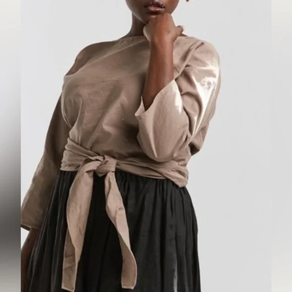 MIRANDA BENNETT STUDIO LINEN WRAP TOP - Picture 2 of 9